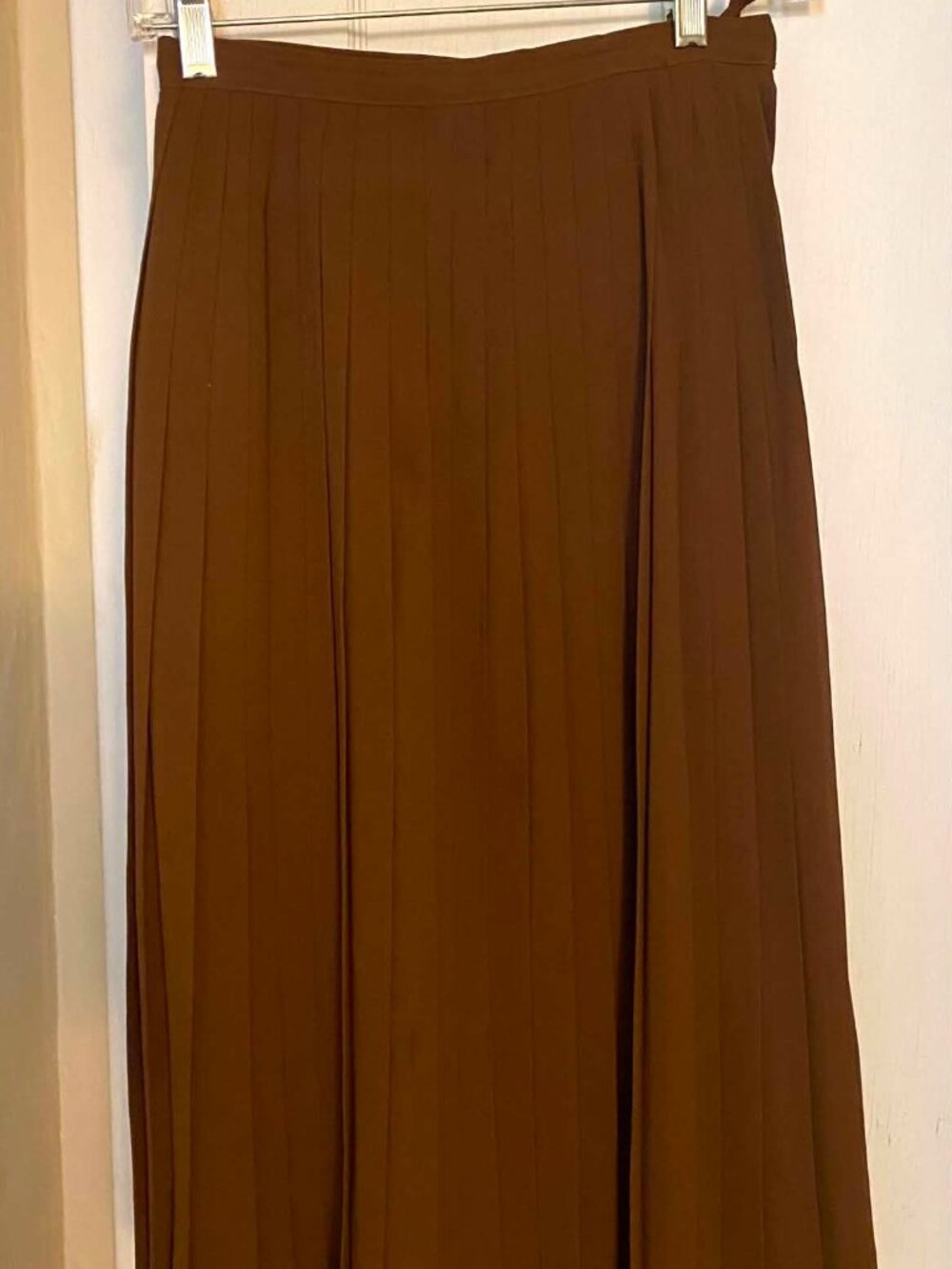 Hanae Mori brown pleated skirt (size 7)